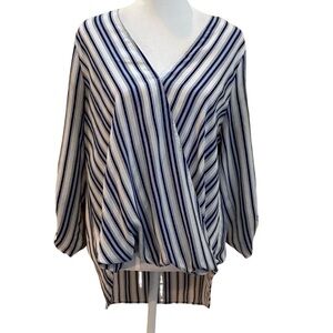 West Kei Blue and White Striped V-Neck Blouse. Size M. Bubble waist. Sz M